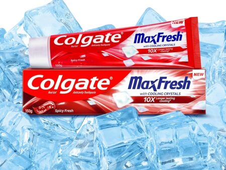 Colgate MaxFresh Toothpaste, Red Gel Paste with cooling crystals - Spicy Fresh 150 g
