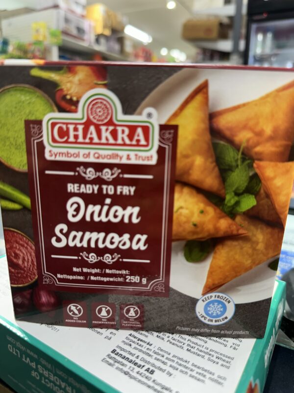 Chakra onion samosa 250 g